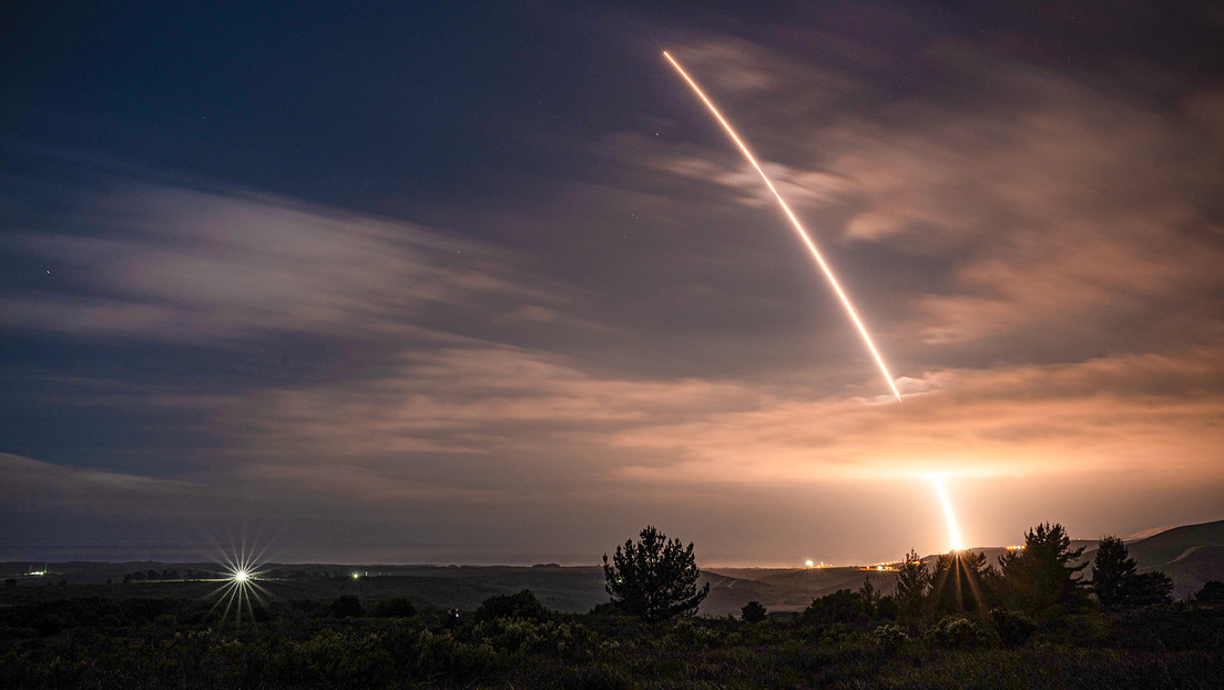 EE.UU. realiza un lanzamiento de prueba del misil balístico intercontinental Minuteman III