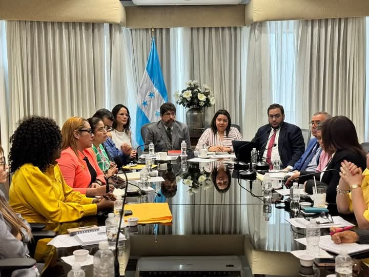 Presidenta de la CSJ se reunió con todas las asociaciones de servidores en el marco de la política de Justicia Abierta