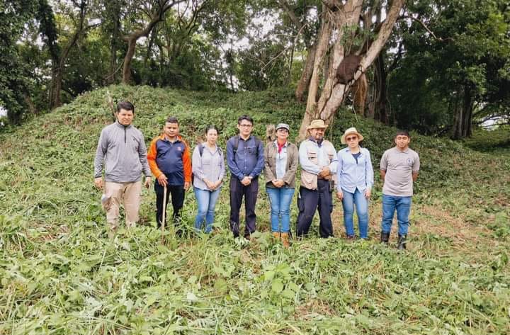 Personal del IHAH recorre los sitios arqueológicos  Corrusté y Cerro Palenque  con el fin de abrirlos al público