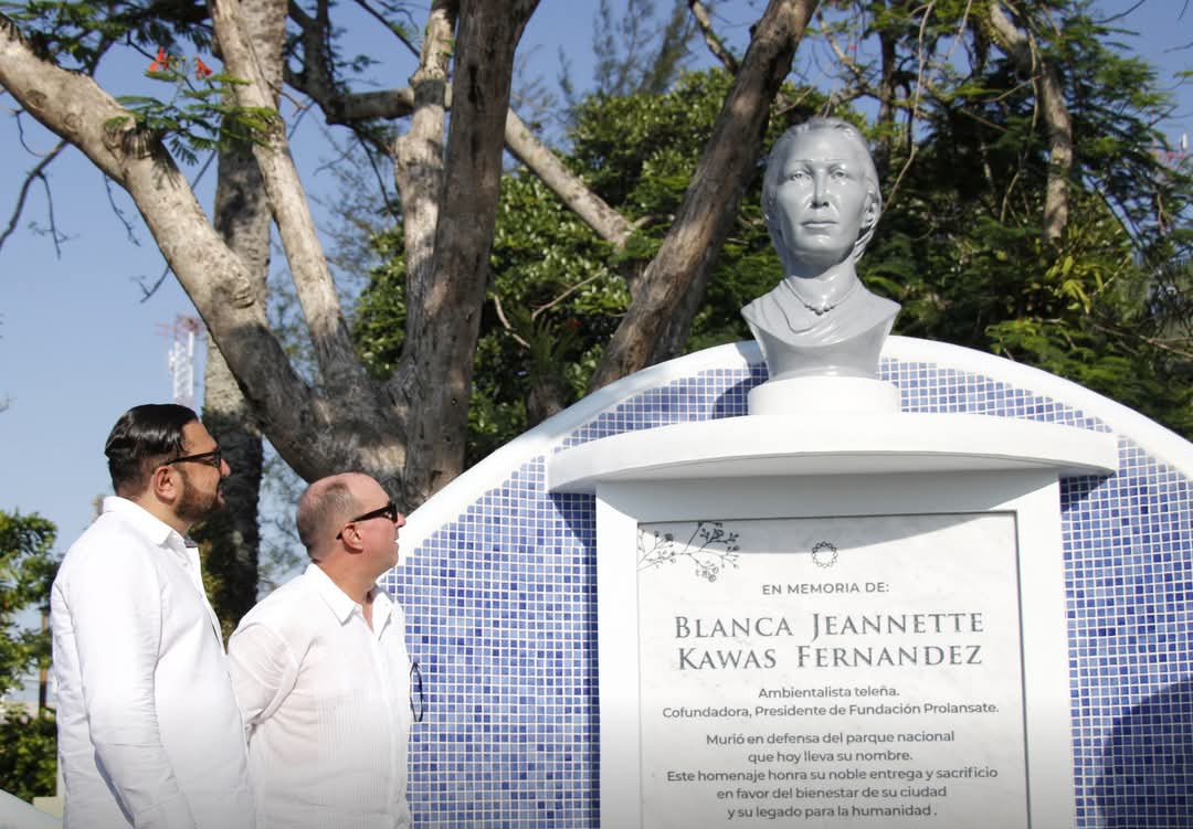 Honduras honra memoria de Blanca Jeannette Kawas con develación de monumento en sentencia...