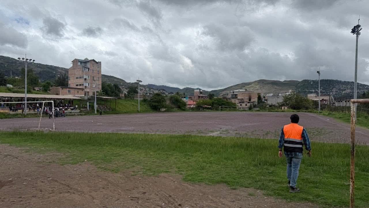 Sí, otra cancha: inicia construcción de recinto deportivo en la Colonia Centro América Oeste...