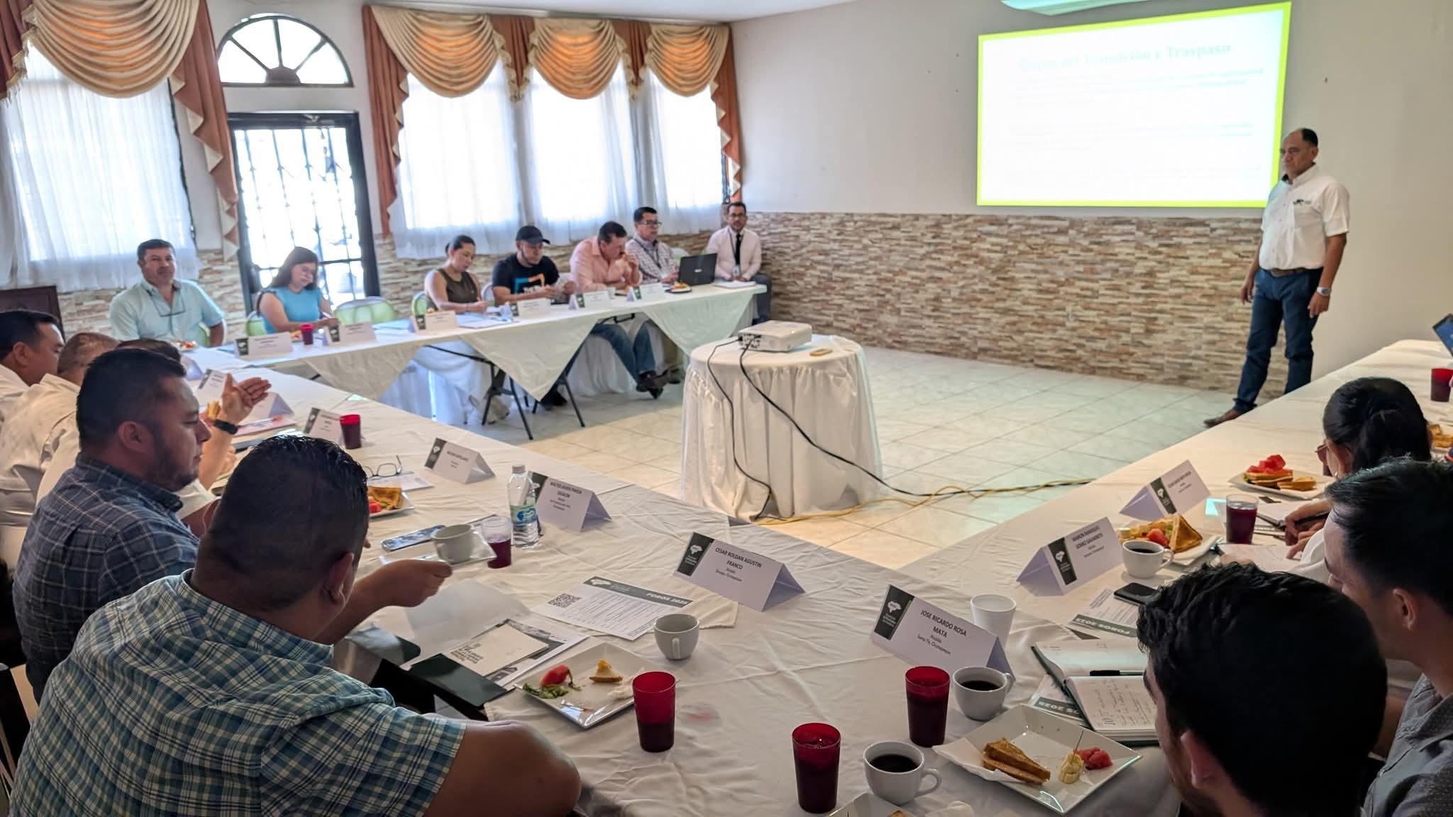 Acaldes y Alcaldesas de Ocotepeque dicen Presente en el IV Foro Departamental de AMHON