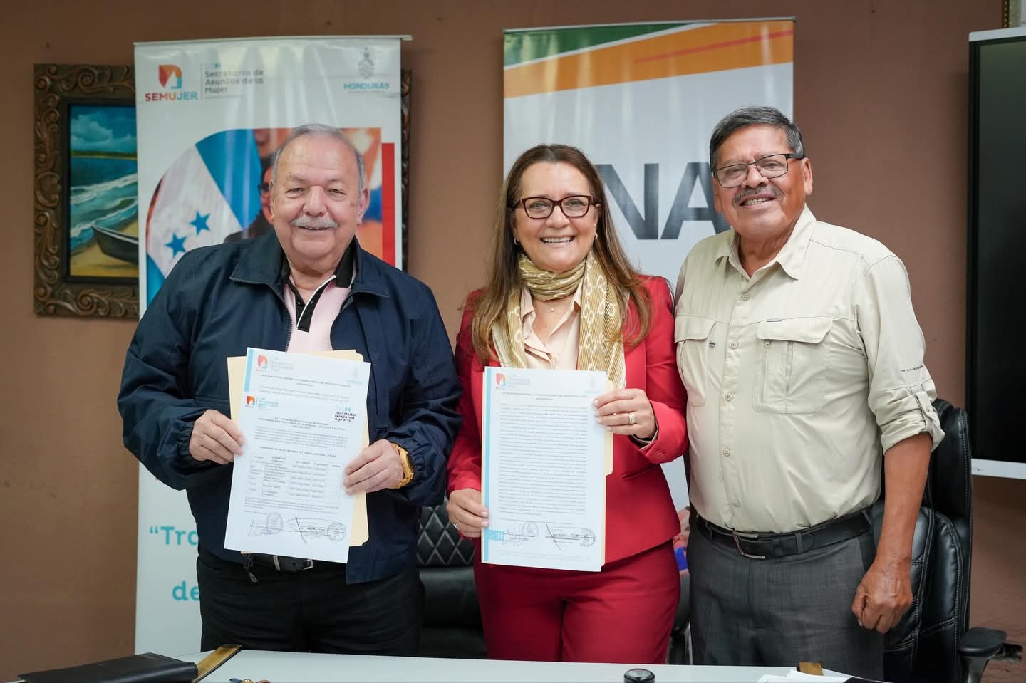 Autoridades juramentan al Comité de Género del Instituto Nacional Agrario