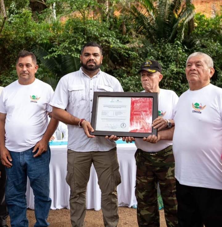  

ICF y otras entidades entregaron la declaratoria oficial de la Microcuenca Monte Placentero