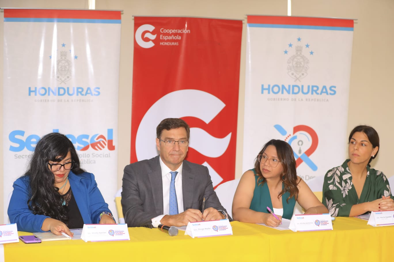 La SEDESOL y AECID contribuyen al desarrollo socioeconómico de mujeres con discapacidad en Honduras...