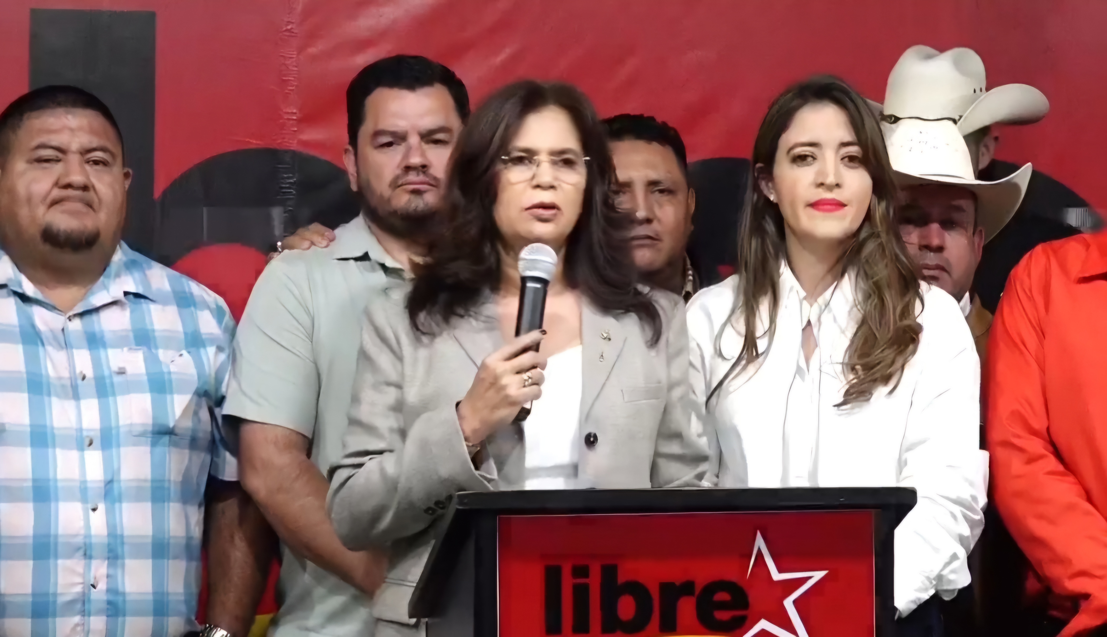 LIBRE rechaza pactos con el bipartidismo y desconoce legitimidad del pr&oacute;ximo...