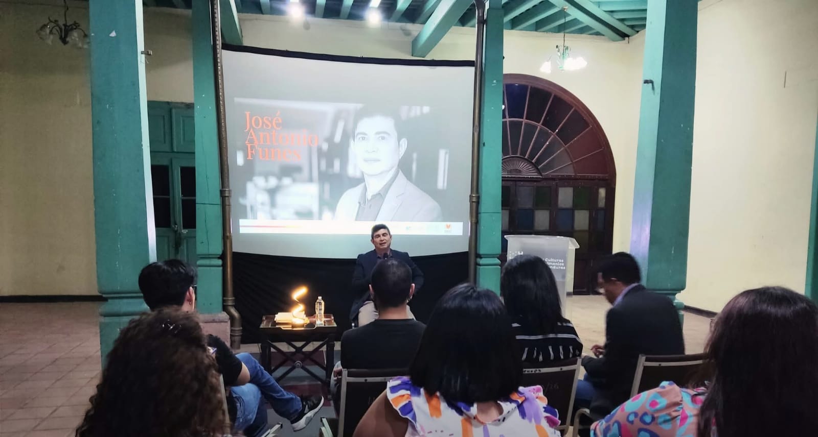 La BINAH recibe al Poeta José Antonio Funes