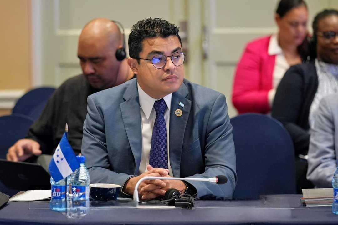 Vicecanciller Gerardo Torres participa en reunión preparatoria de la Cumbre del Caribe