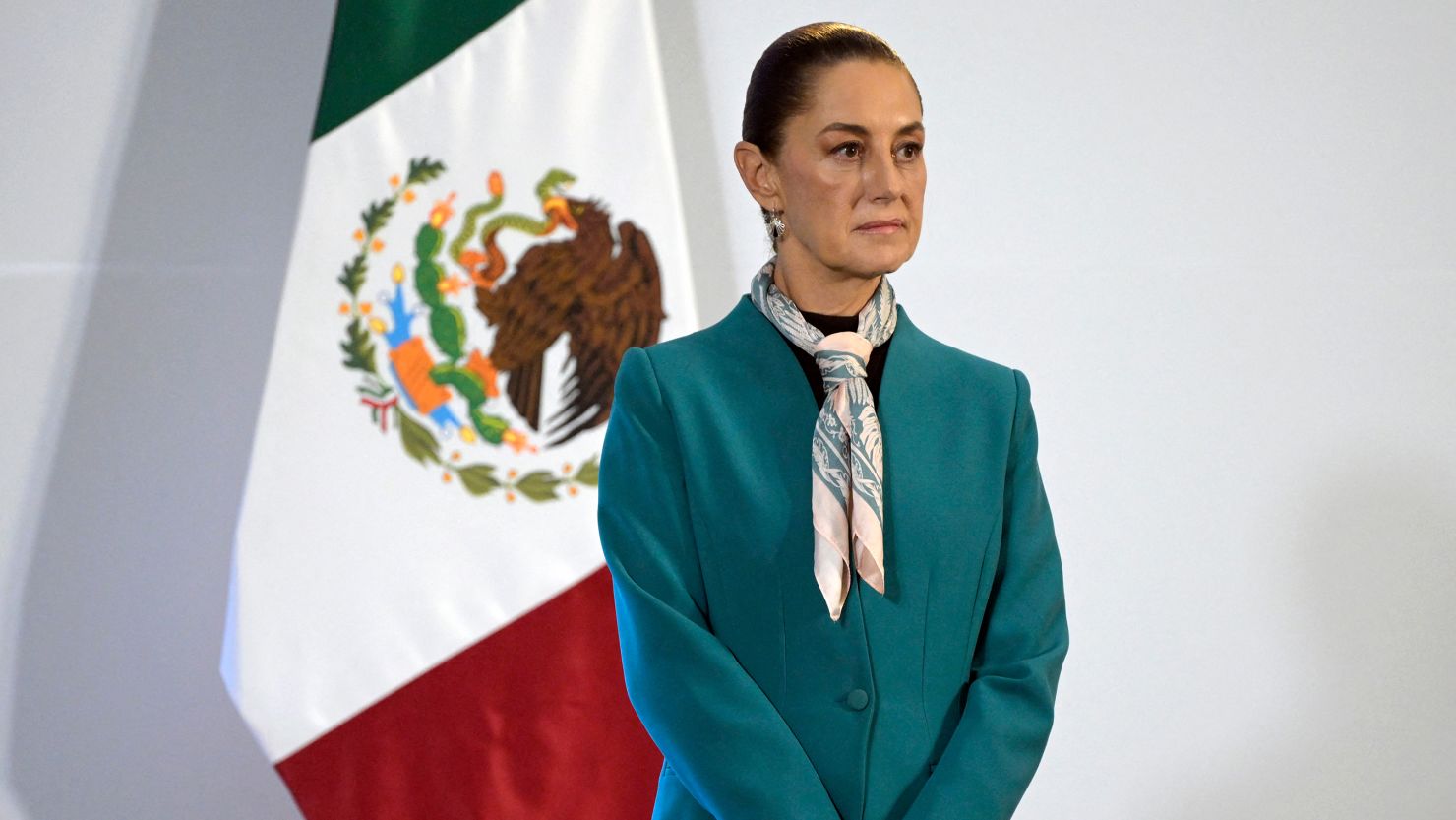 Presidenta de México condena ataque de EE.UU. a Venezuela y exige respeto al derecho internacional