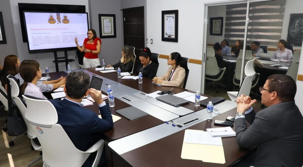 Fiscal General Adjunto y AECID evalúan avances en el uso de fondos para el fortalecimiento de la Fiscalía de Etnias