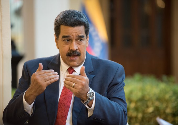 A seis días de las elecciones, Maduro promete financiamiento a un millón de emprendedores  