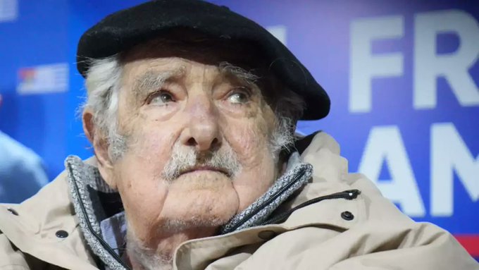 Expresidente Mujica: 